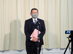 新任の先生代表.gif