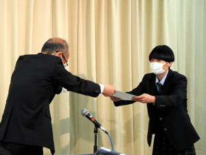202303d.gif