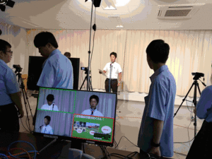 生徒会主任.gif