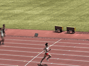 陸上４.gif
