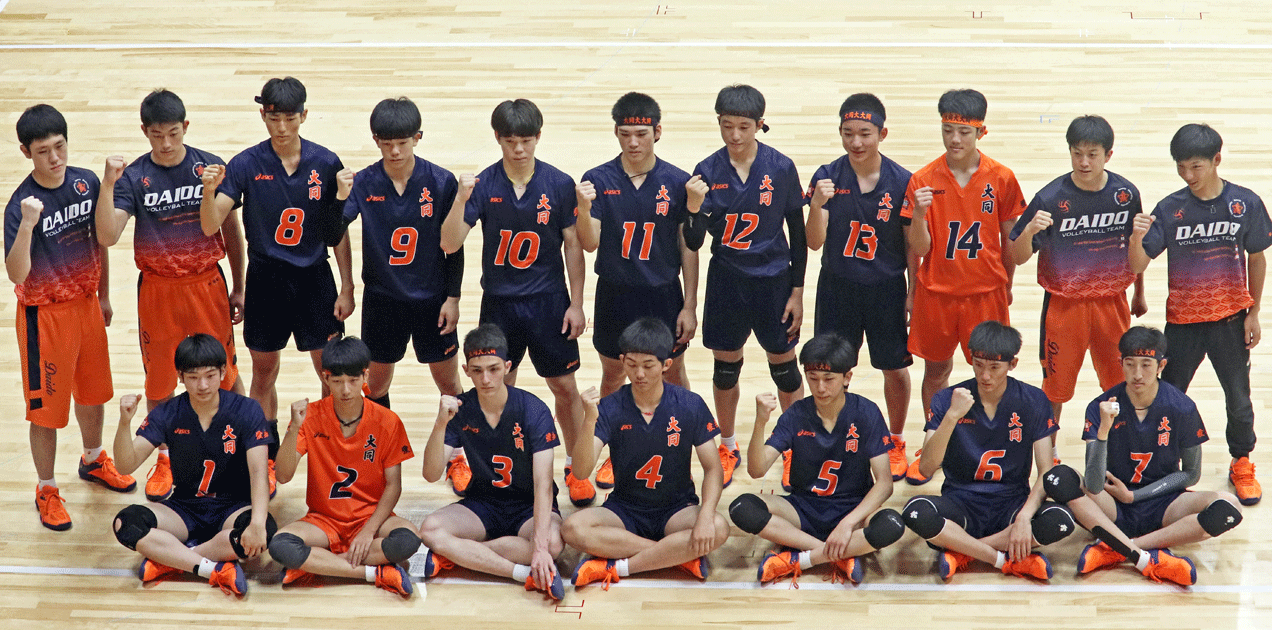 東海大会集合写真バレー部a.gif
