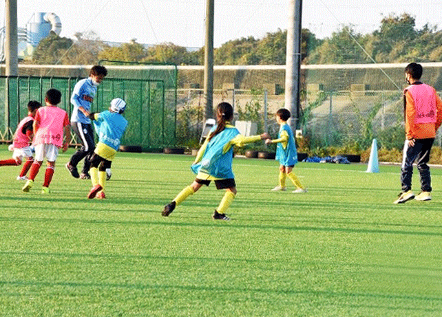 ｻｯｶｰﾌｪｽ202106.gif